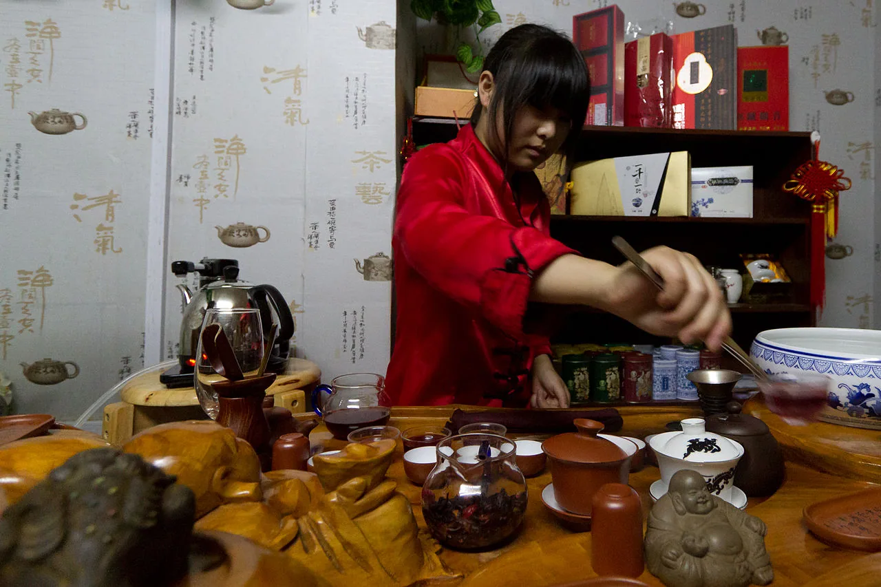 Gongfu tea ceremony in Shanghai