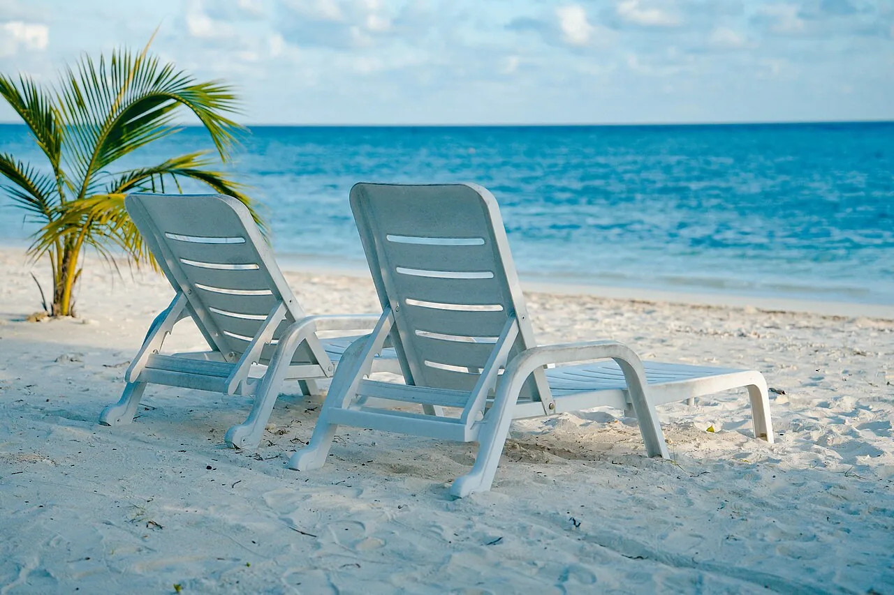 Bikini Beach on Himmafushi island in North Malé Atoll