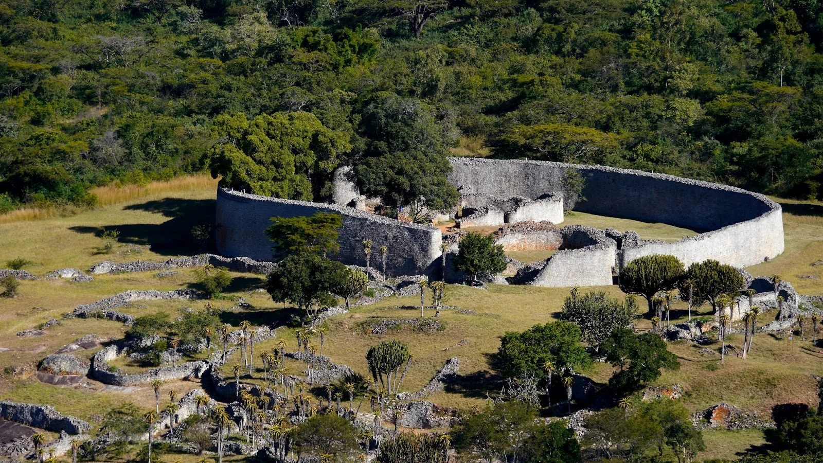 Historic dry-stone structures at Great Zimbabwe