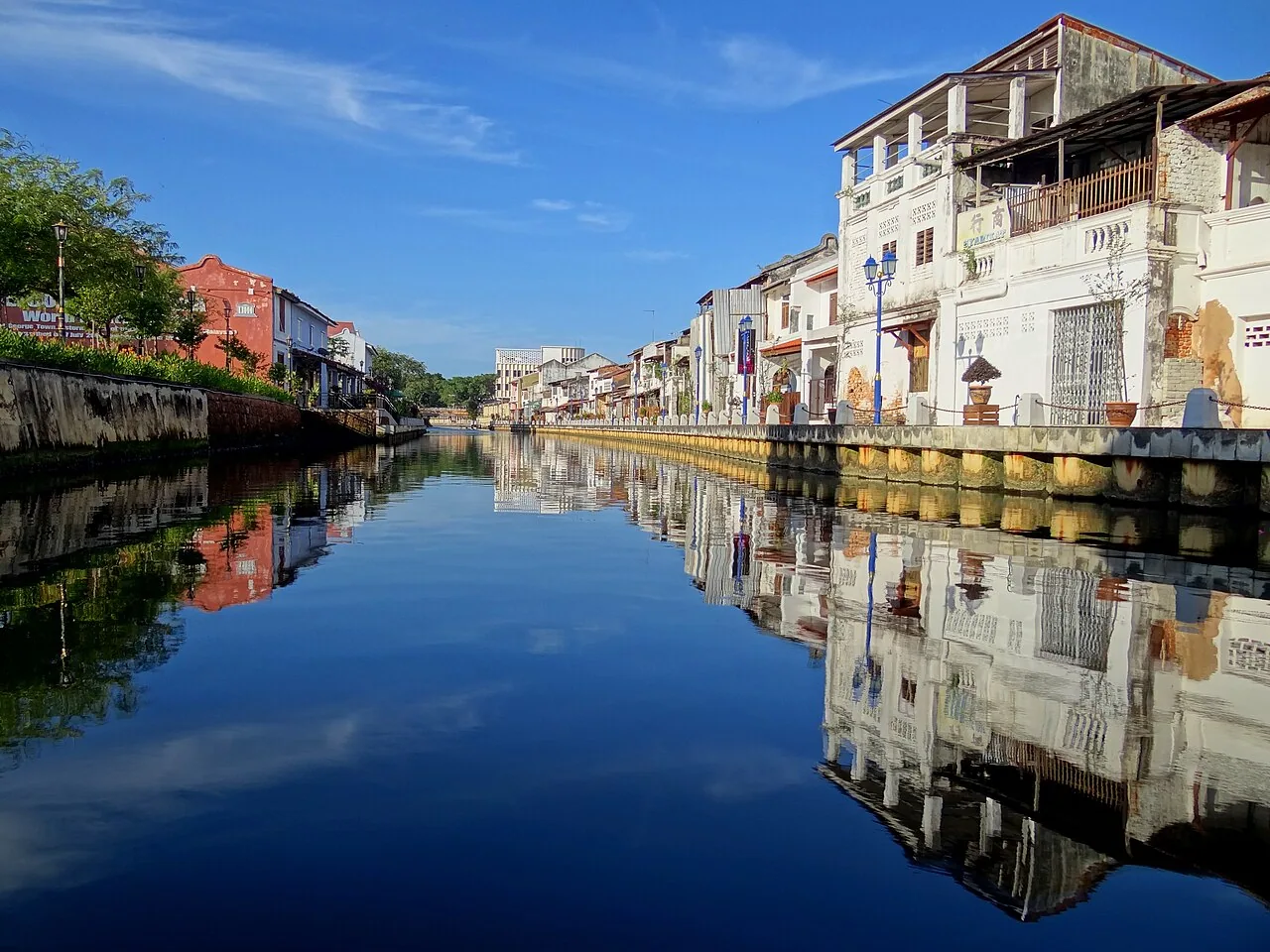 The Melaka River winding through the historic old town