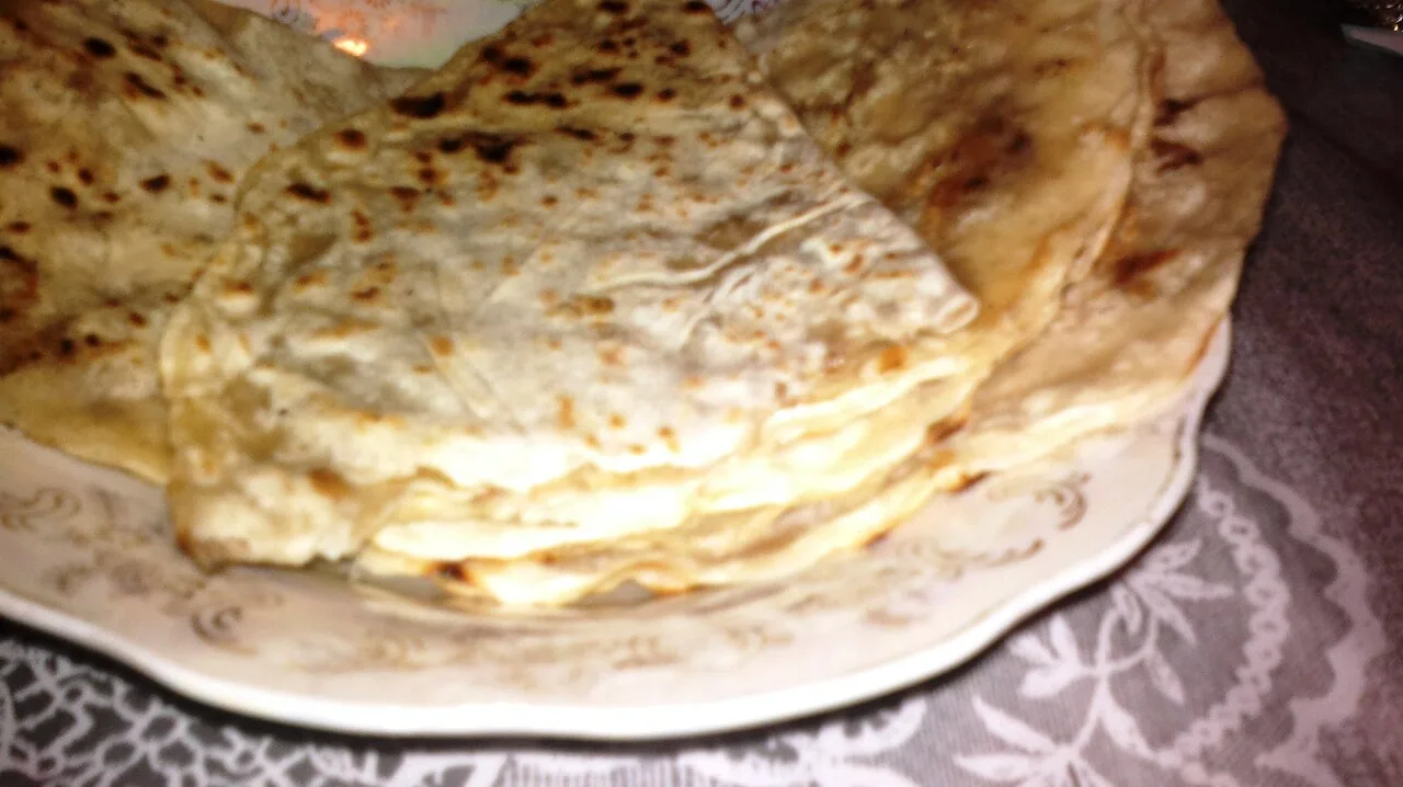 Azerbaijani qutab flatbreads filled with meat