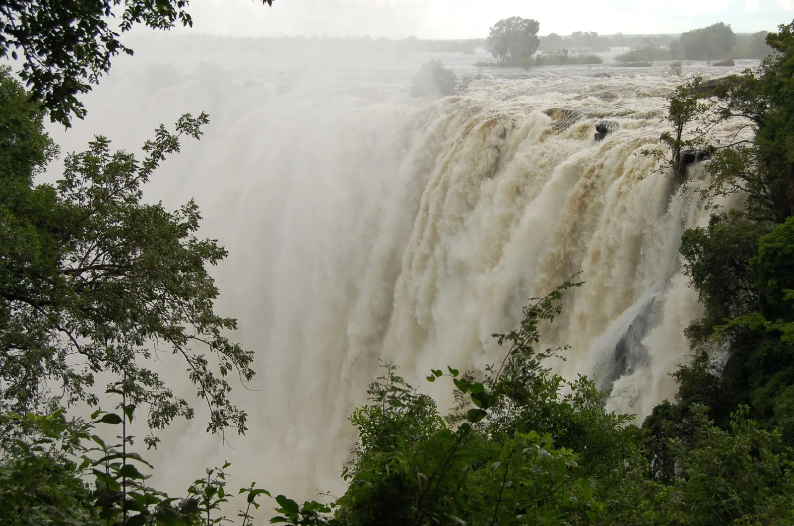 Victoria Falls viewed from the parallel hiking trail